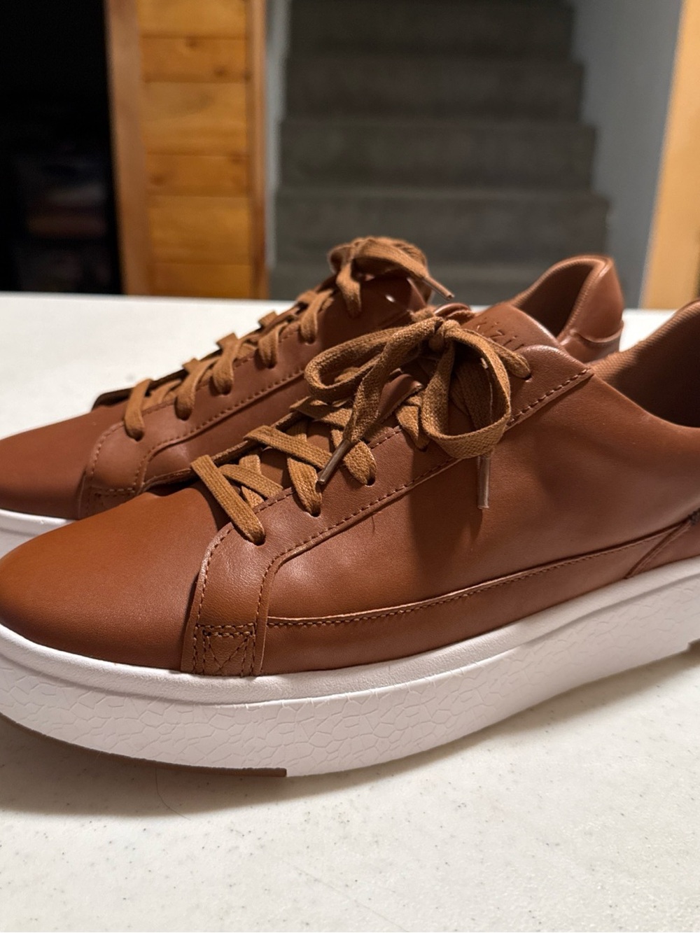 Men's Leather Low-Top Sneakers — Tan Brown